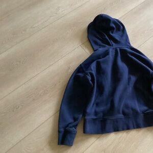 Navy blue GAP sweatshirt with hood